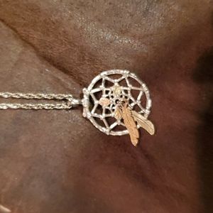 Rushmore jewelry Silver necklace.